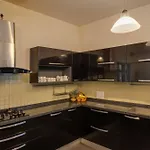 Villa One - 5Br With Private Pool & Outdoor Deck In North Goa