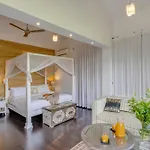 Villa One - 5Br With Private Pool & Outdoor Deck In North Goa