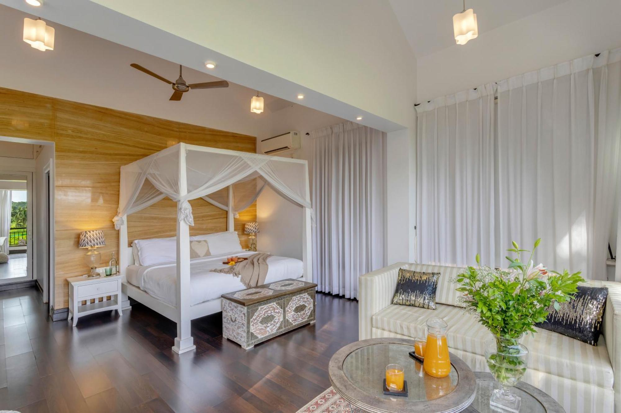 Villa One - 5br With Private Pool & Outdoor Deck In North Goa