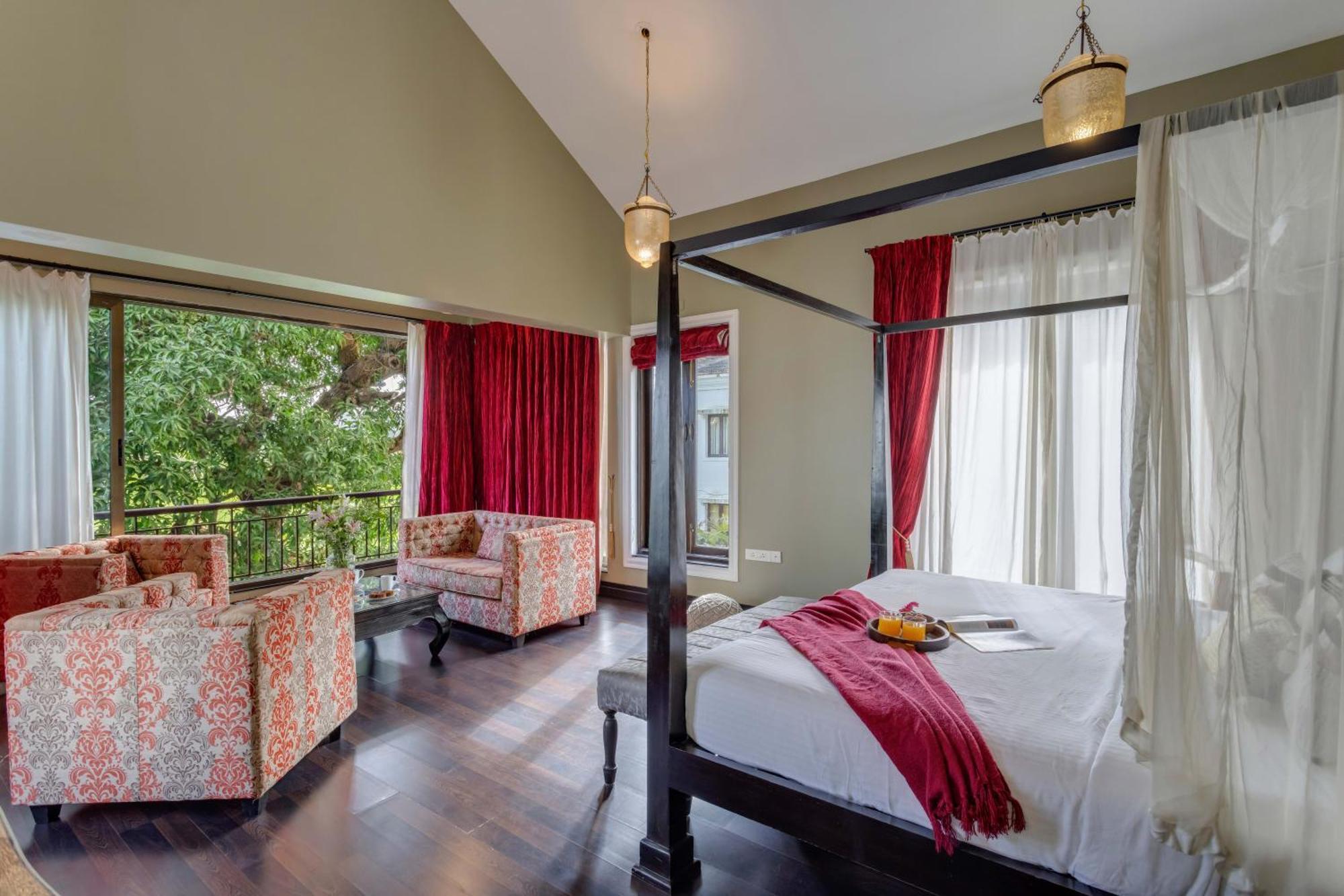 One - 5br With Private Pool & Outdoor Deck In North Goa * Nerul (Goa)
